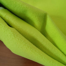 Load image into Gallery viewer, แผ่นซับฉี่ปัสสาวะ ขนาดไซส์ M: 70*100ซม. ผ้าปูรองกันน้ำ สำหรับผู้ป่วยติดเตียง เด็กฉี่รดที่นอน ขนาดไซส์ M: 70*100ซม.